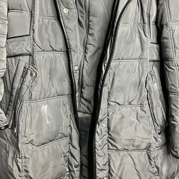 Dkny puffy jacket xl - Picture 4 of 16